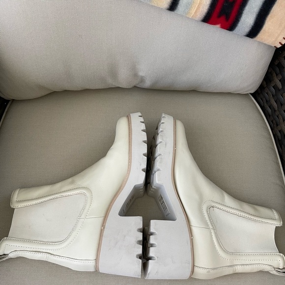 Dolce Vita Hawk H2O Boots - Picture 6 of 9